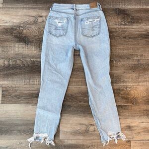 American Eagle Outfitters Light Wash Cropped Jeans